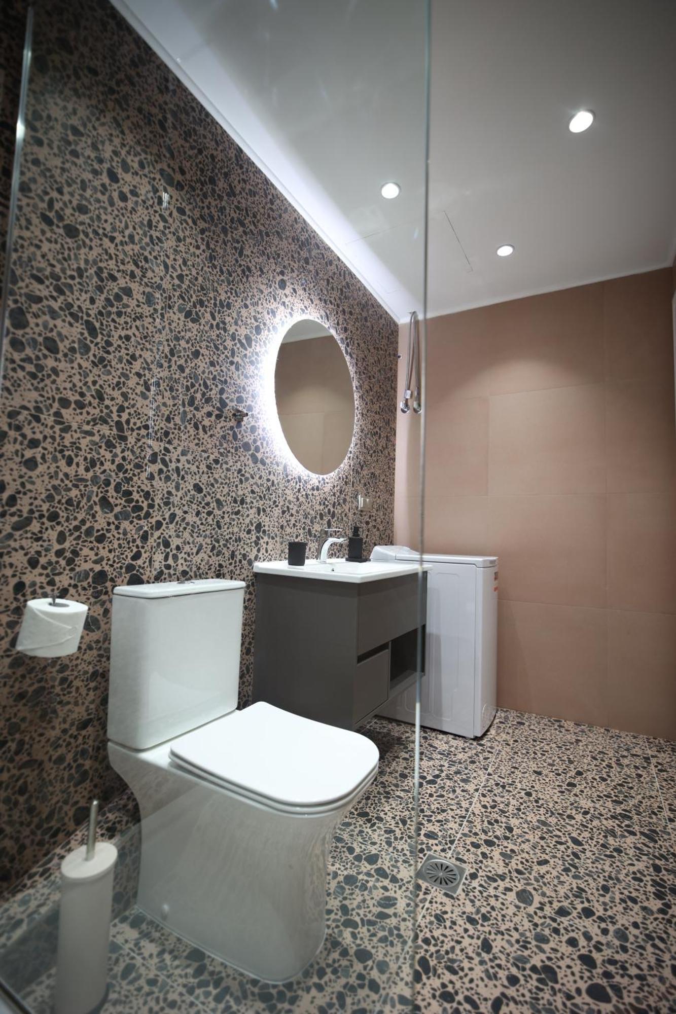 ε121 Luxury * Edessa